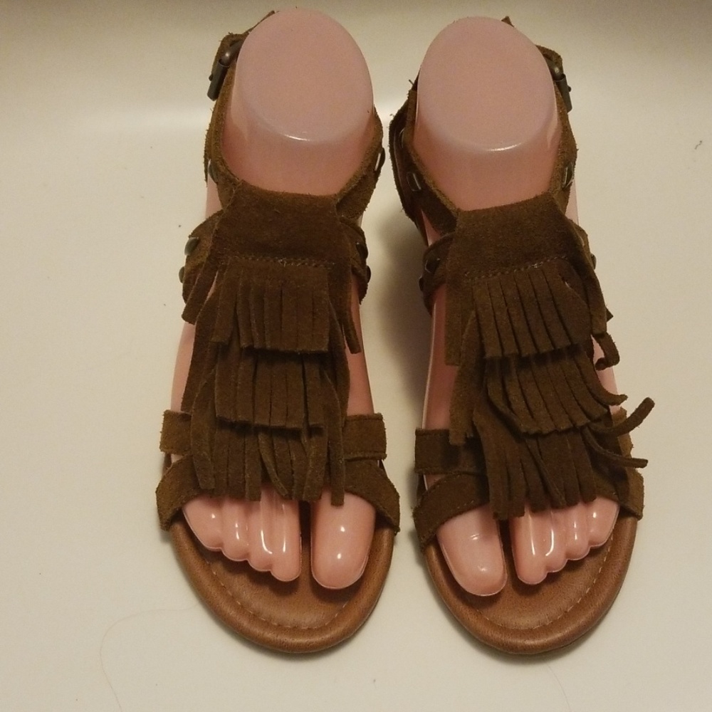 Minnetonka Fringe Sandals